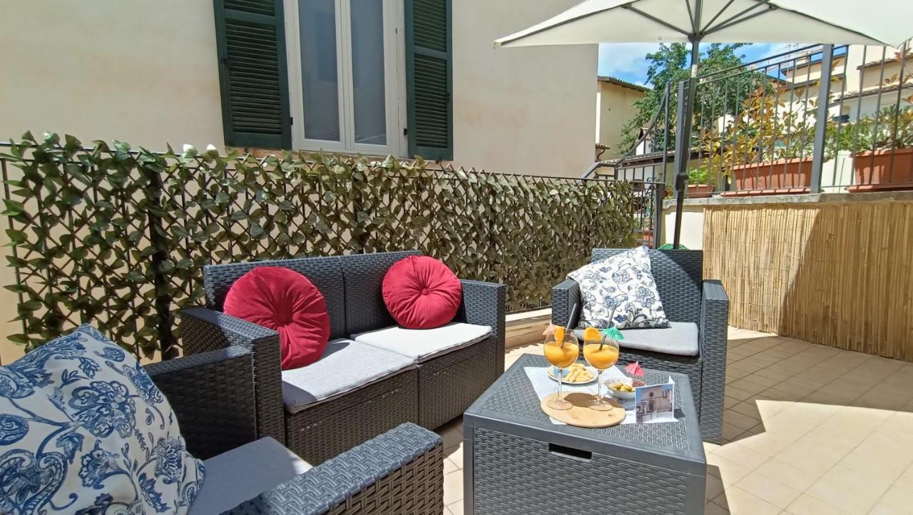 Cozy House Con Corte Privata In Centro Storico Aq LʼAquila Exterior foto